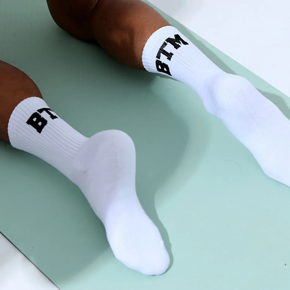 

2020 Hot selling summer print custom teen tube white athletic socks