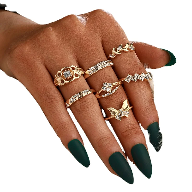

7-Piece Set Of New Jewelry Fashion Women's Stainless Steel Ring Sets With Full Of Diamonds, Gold