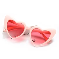 

Wholesale Custom Retro Pink Pc Frame Material And Fashion Heart Shaped Womens Sun Glasses Sunglasses