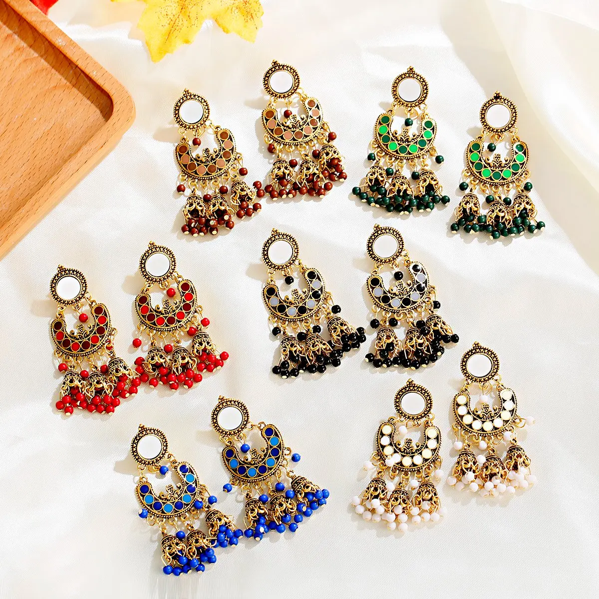 

Douvei Indian Oxidized Gold Plated Beads Sublimation Reflective Stud Earrings Chandelier Gold Polki Jhumki Jhumka Earrings, Multi-color