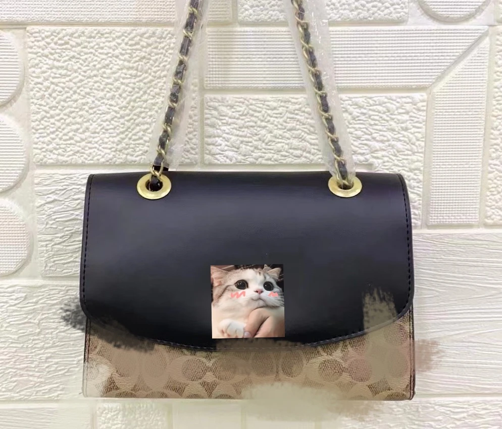 

2021 new ladies messenger bag leather large-capacity designer bag