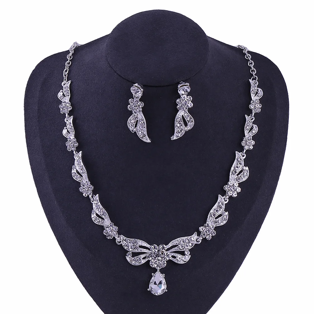 

Hot Sale Alloy and Rhinestone Wedding Earring and Necklace for Bride Wedding Decoration, Multiple