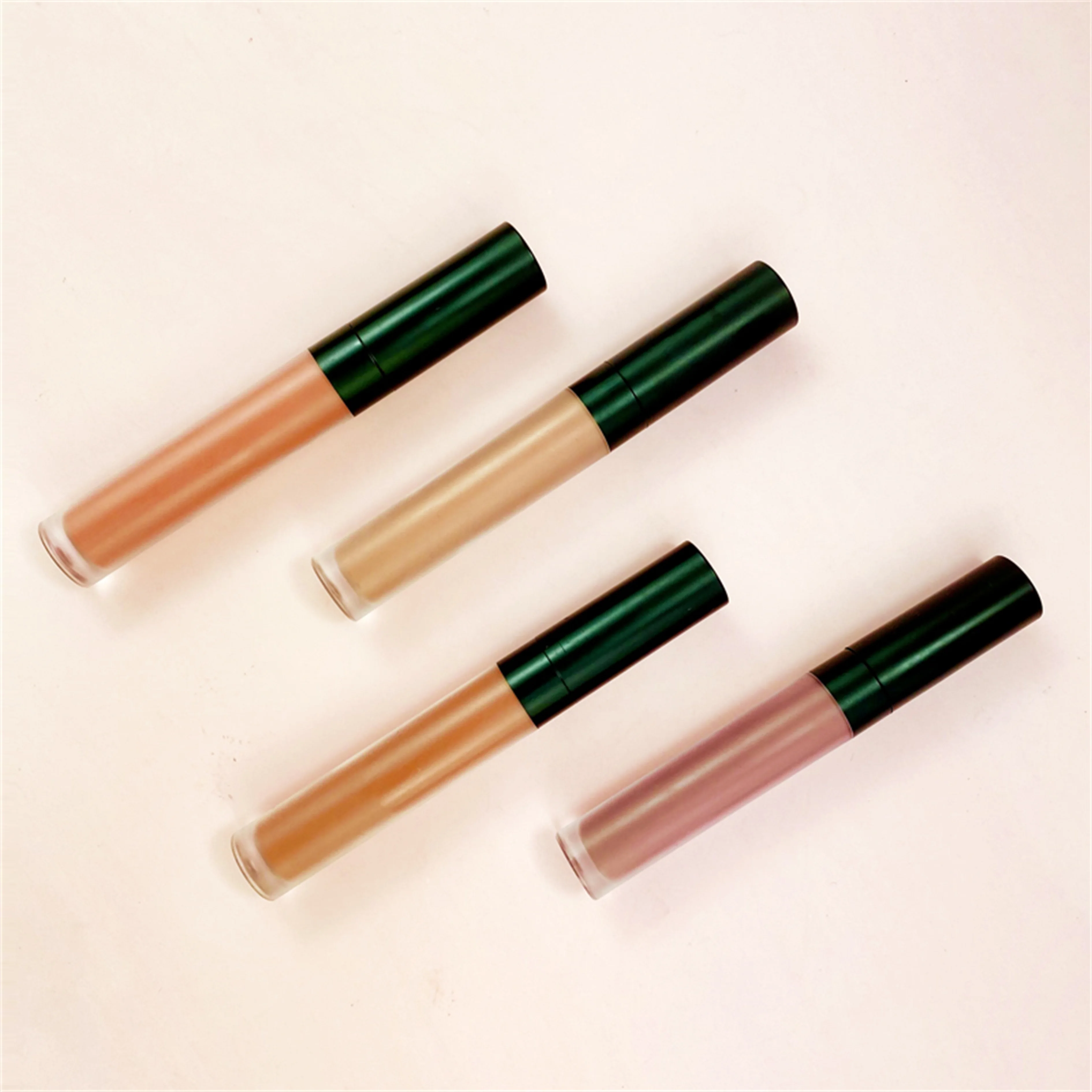 

Hot sale factory direct lipgloss waterproof wands volume