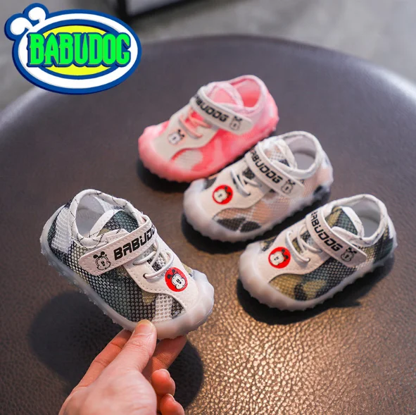 

2020 new designs 1-3 years small baby jelly outsole mesh upper breathable boys and girls daily footwear baby casual shoes