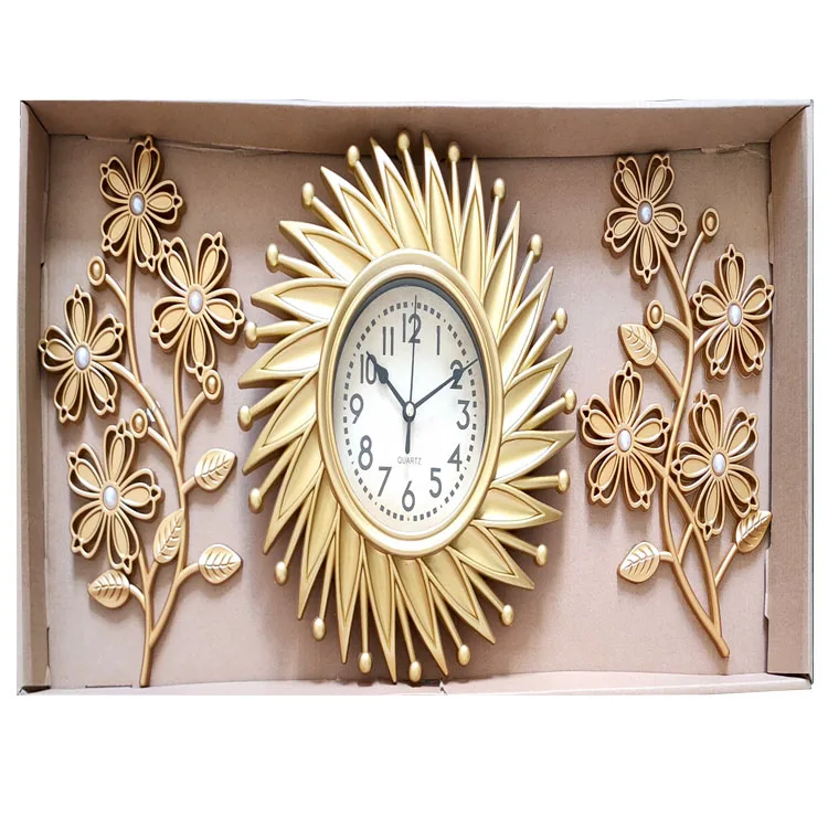 

Cross border hot selling plastic promotion home decoration three piece set of wall clock living room, Customized color