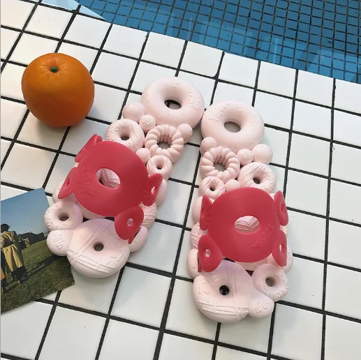 

New slide female summer bathroom soft bottom indoor non-slip bath cute personality hollow leaking home slippers, Purple, green, blue, rose red, pink