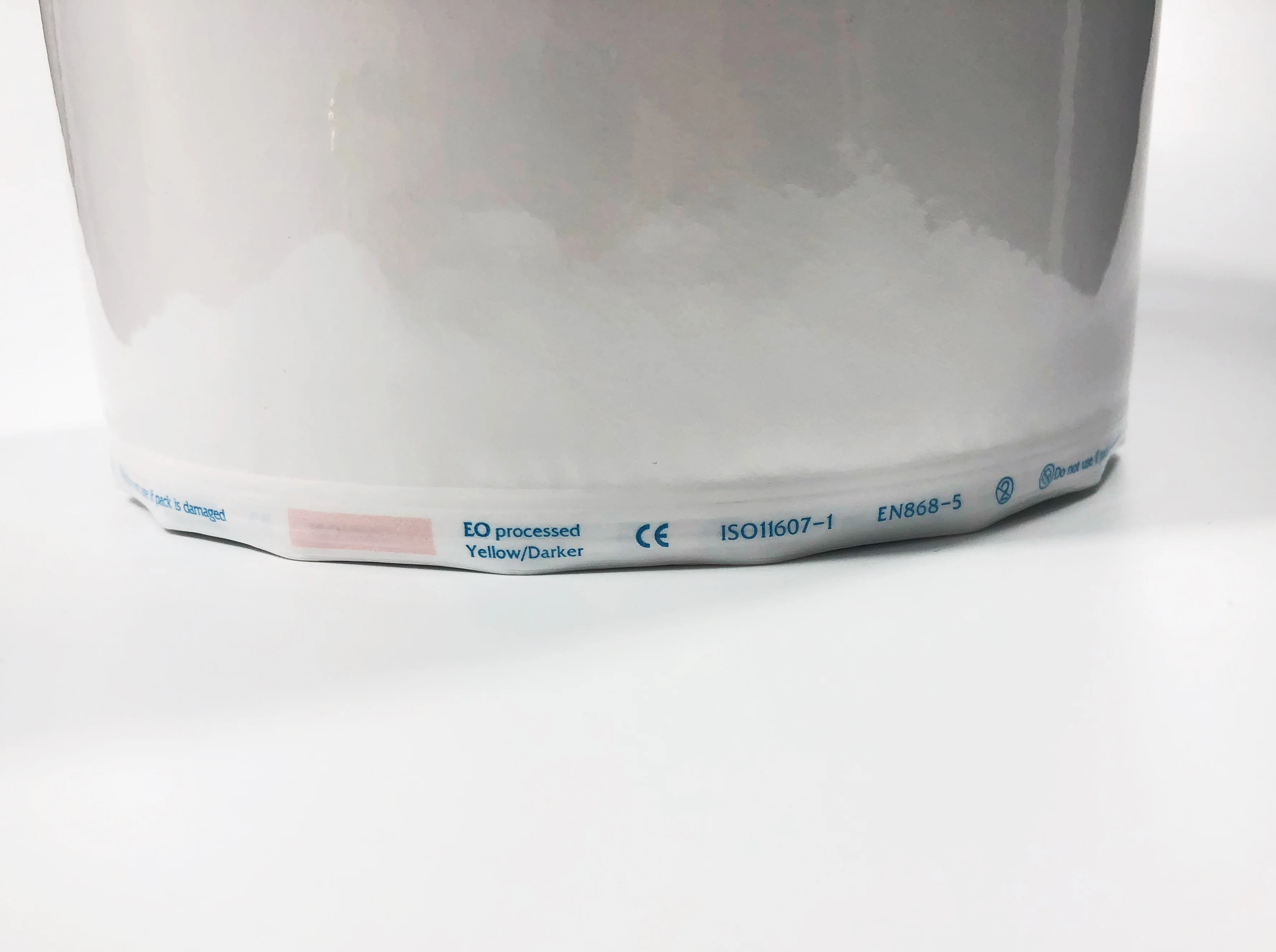 
Medical Sterilization Packaging Disposable Dental Sterilization Tyvek Pouch Roll 1073B 