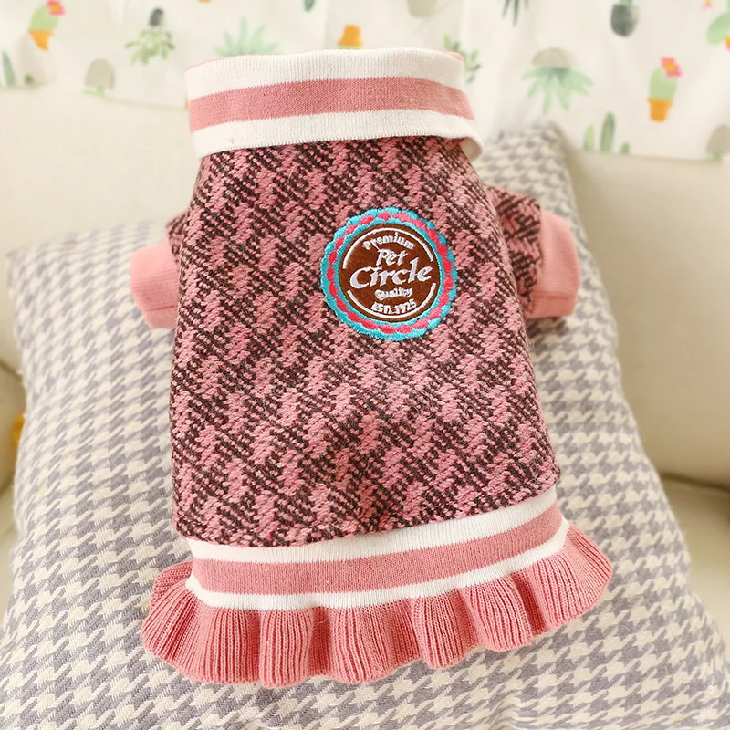 

Assorted Colors Pattern Polyester Cotton Material Winter Dog Skirt Clothes, Customized color