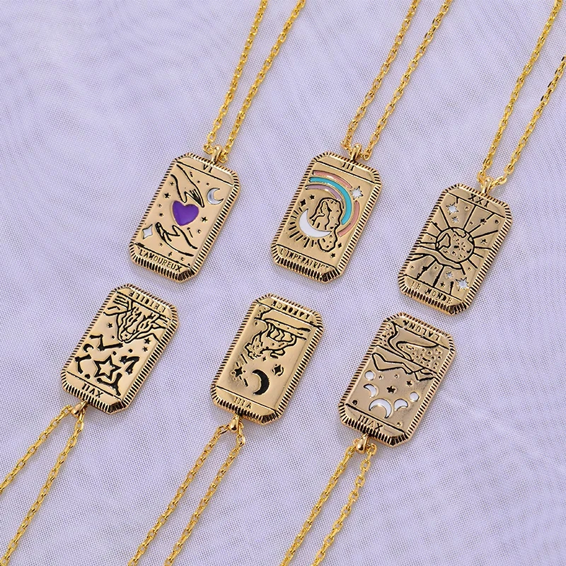 

2021 Gothic Tarot Card Pendant Necklace Vintage Square Amulet Pendant Necklace Moon Sun World Love Power Women Jewelry Gift, Gold