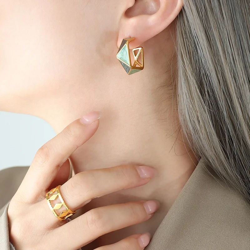 

Geometric Ins Cute Enemeld Glazed 18K Gold Plated Hollowed Design Stainless Steel Hoop Earring