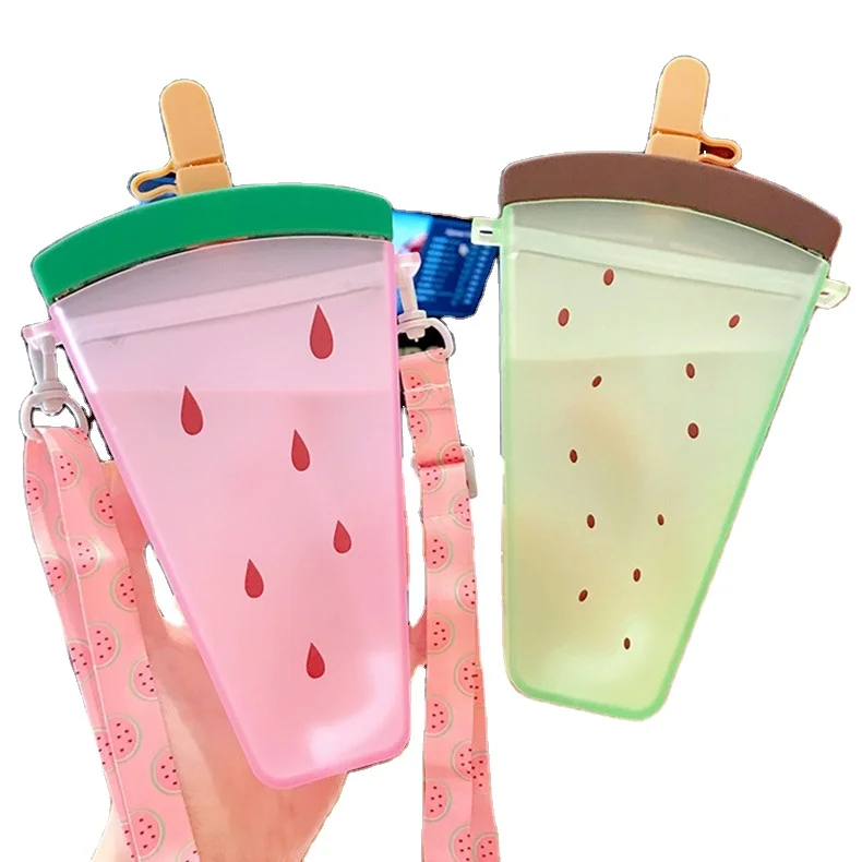 

Amazon Popular summer water bottle Portable ice cream design plastic bottle with string