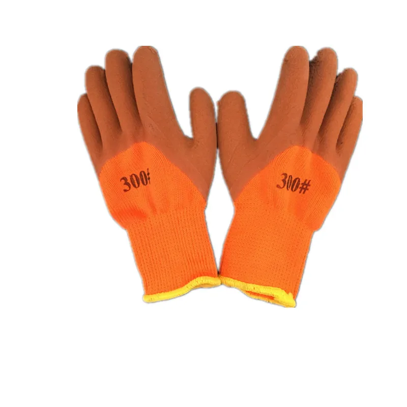 Shell polyester. Shell polyester