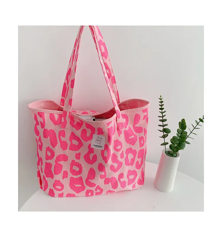 

Pink leopard printing custom large capacity tote handbag canvas lady single shoulder handbag wholesale, Customized