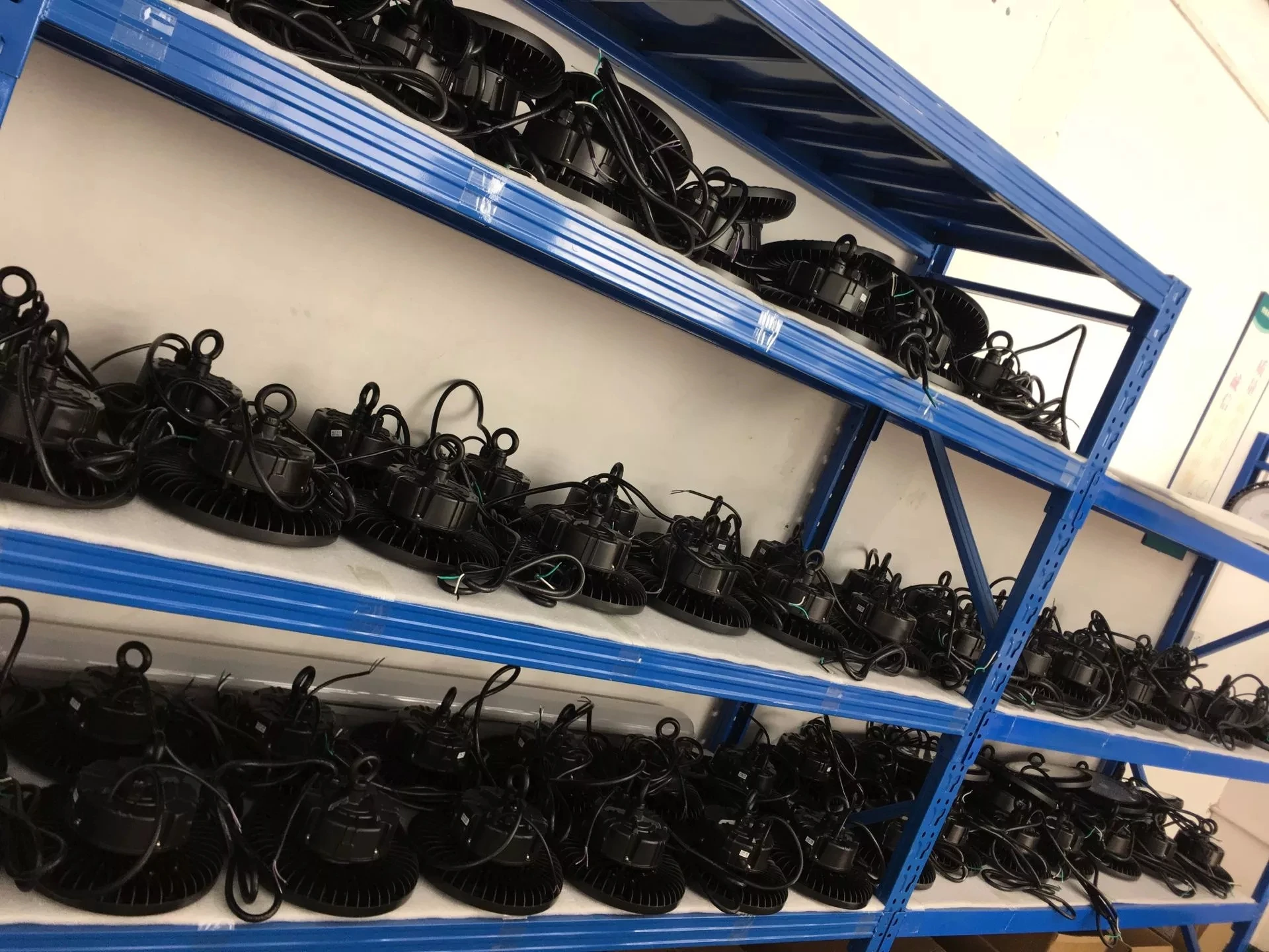 150W-des-8.jpg