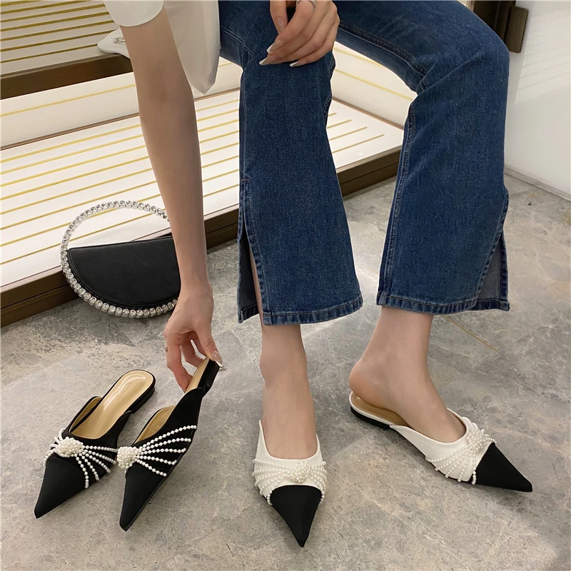 

Brand shoes classy women faux pearl embellished satin lady loafer mules pointed toe low heeled female slippers outer wear