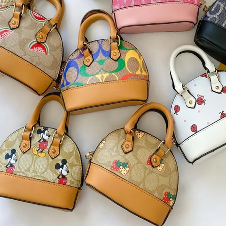 

2021 new arrivals gift bags cheap kid fashion mini purse bag cartoon cute pu handbag summer beach bag, Pictures showed(sit in mickey brown ,black;stand mickey brown ,black )