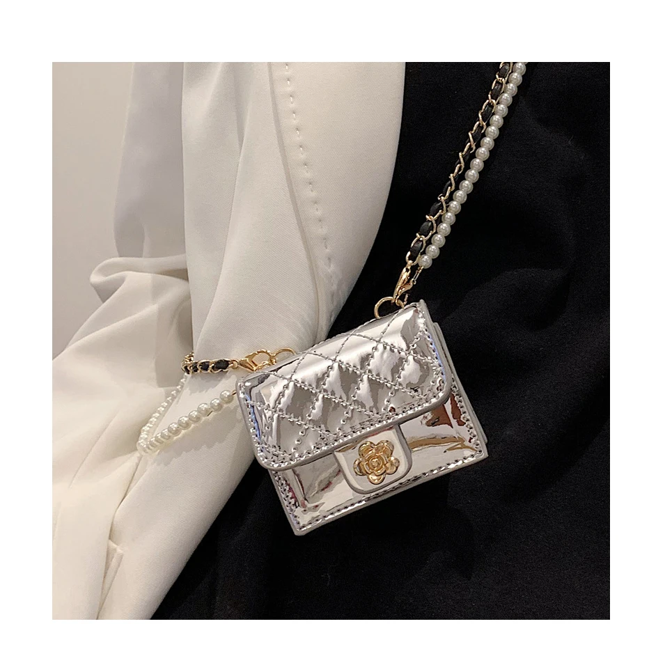 

Luxury Mini Patent Leather Bag Women Hanging Neck Camellia Bags Rhombus Earphone/Lipstick/Keys bag Pearls Chain Chest Waist Pack