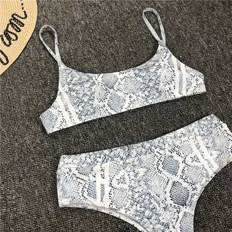 2020 Female Two Piece Swimsuit Rendering Custom Sexy Woman Swimwear