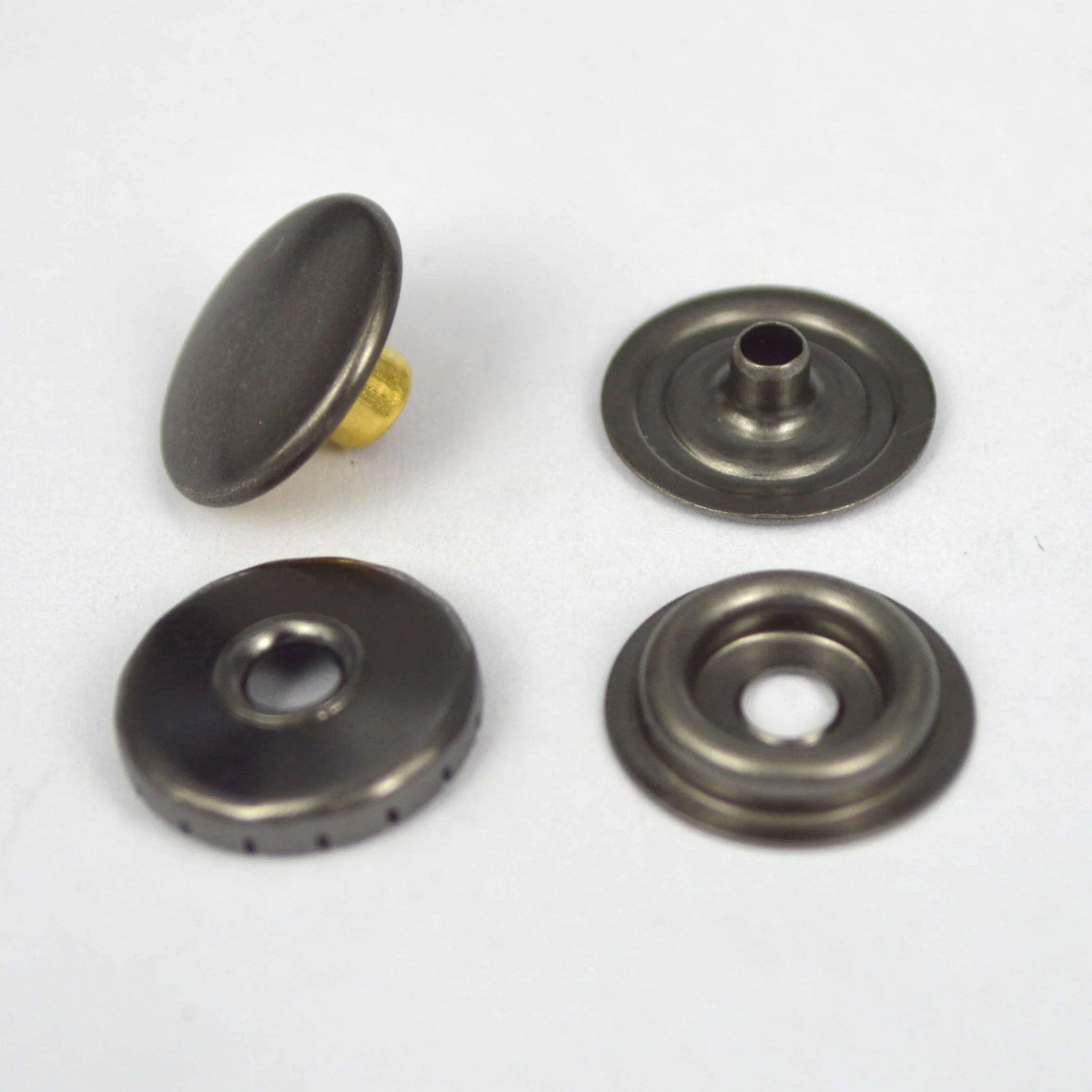 

15-year experienced New Thick Metal Snao Button, Any color available