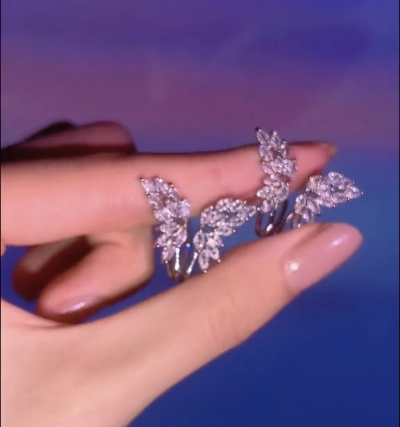 

2023 Summer Metal Full Diamond Zircon Butterfly Earbone Clip On Earrings Bridal Accessories For Women