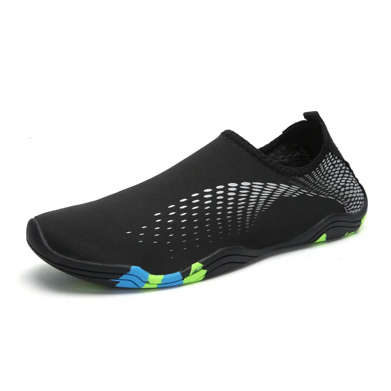 

Custom Logo Trendy Universal Couple Wading Shoes Plus Size Mesh Breathable Slip-On Men's Outdoor Beach Shoes