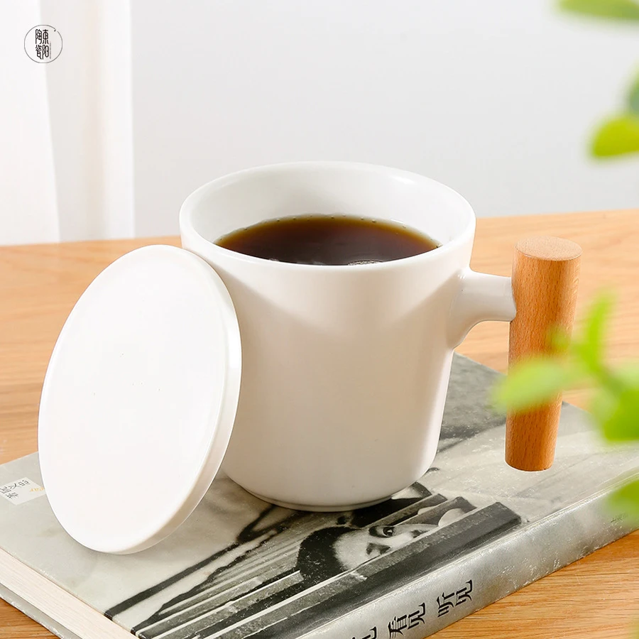 

Solid wood handle ceramic mug custom logo mug ceramic large capacity holiday gift coffee cup with lid, As the picture show