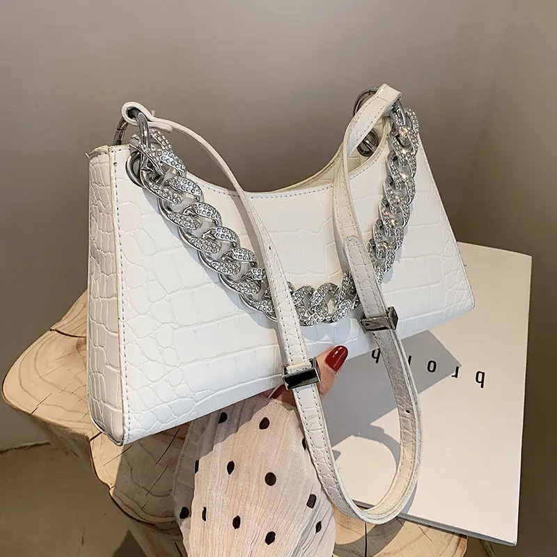 

BM9500 2021 Factory Wholesale ladies chain handbag fashion black and white underarm hand bag luxury purses for women