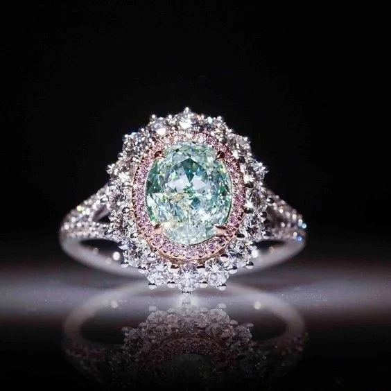 

High quality jewelry crystal diamond ring set with emeralds