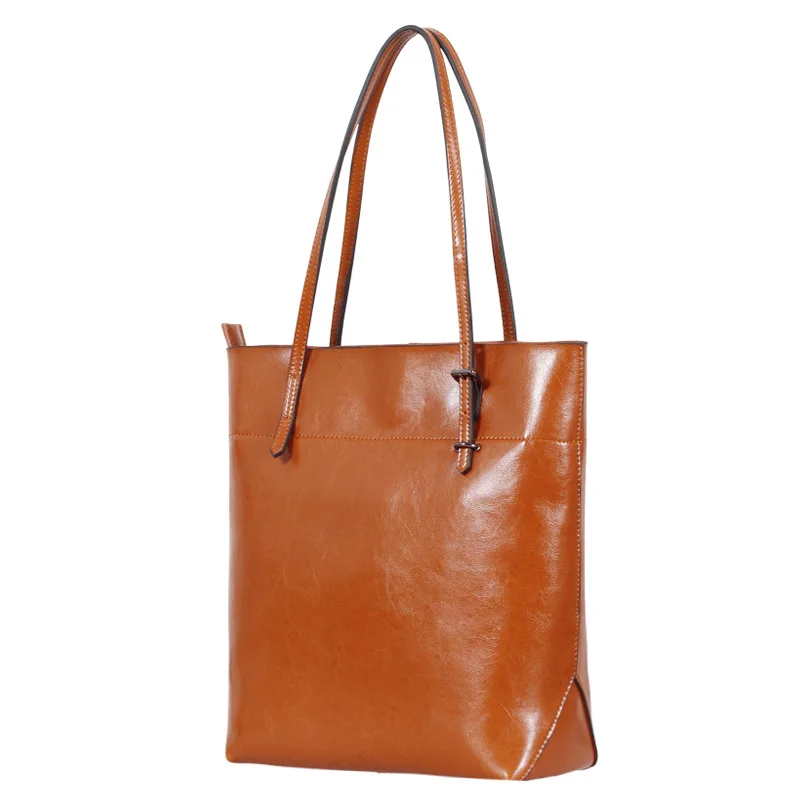 

2021 summer new two-tone oil wax leather handbags all-match shoulder bag trend