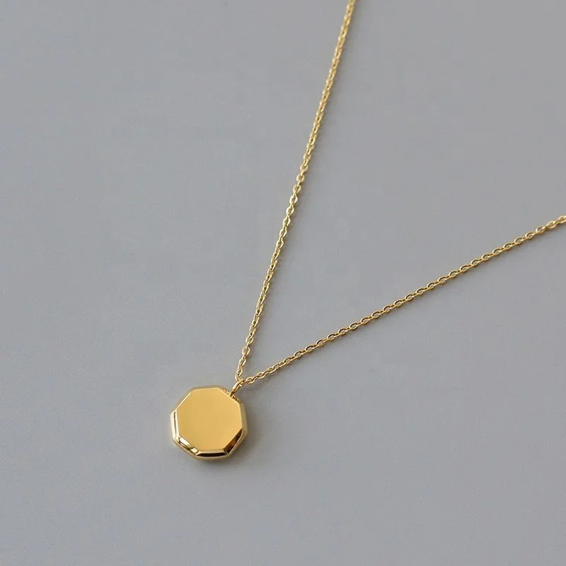 

Fashion Jewelry 18K Gold Plated Hexagon Pendant Necklace Stainless Steel Geometric Necklace For Women