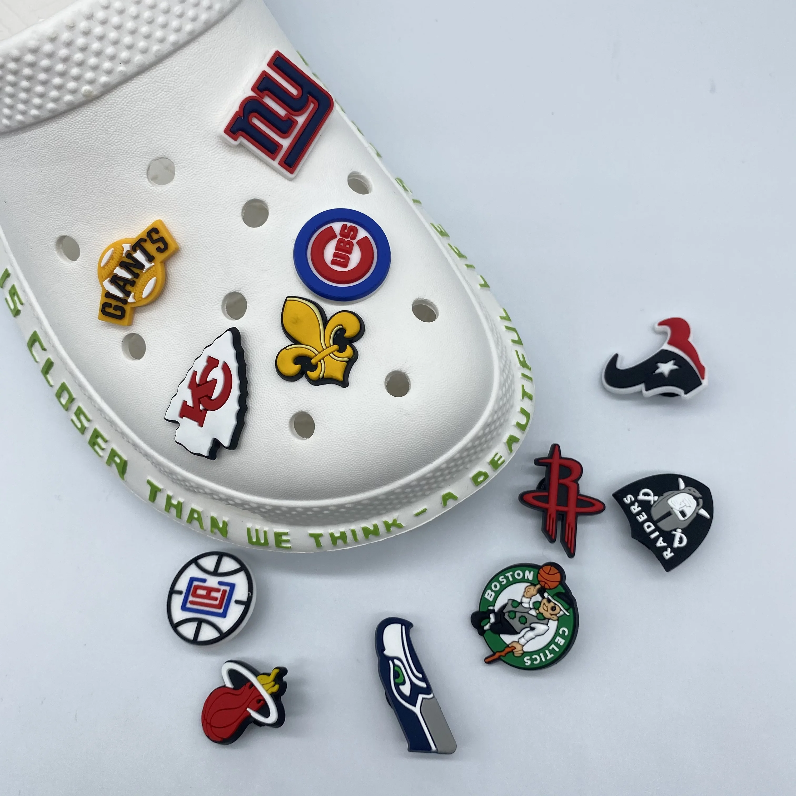 

1000pcs+ wholesale soft pvc rubber lakers sports Team logo shoe lace charms custom for clog shoes decoration custom charms, As picture