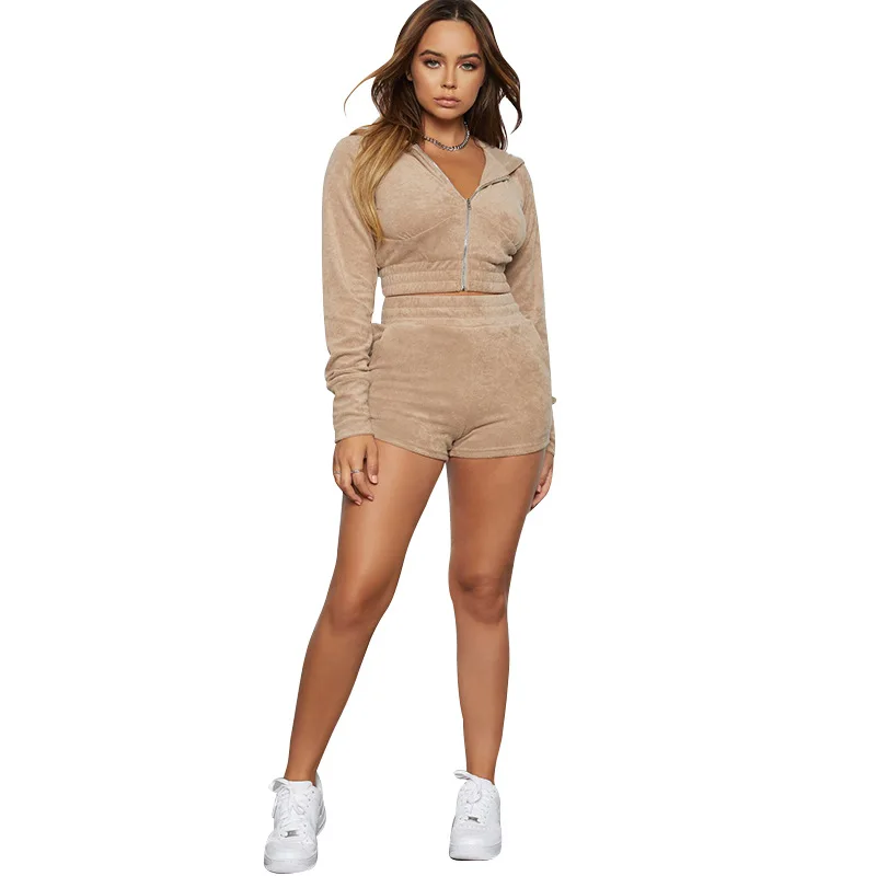 

Factory wholesale spring American plus size shorts 2 piece girl hooded long sleeve tights crop top two piece set women clothing