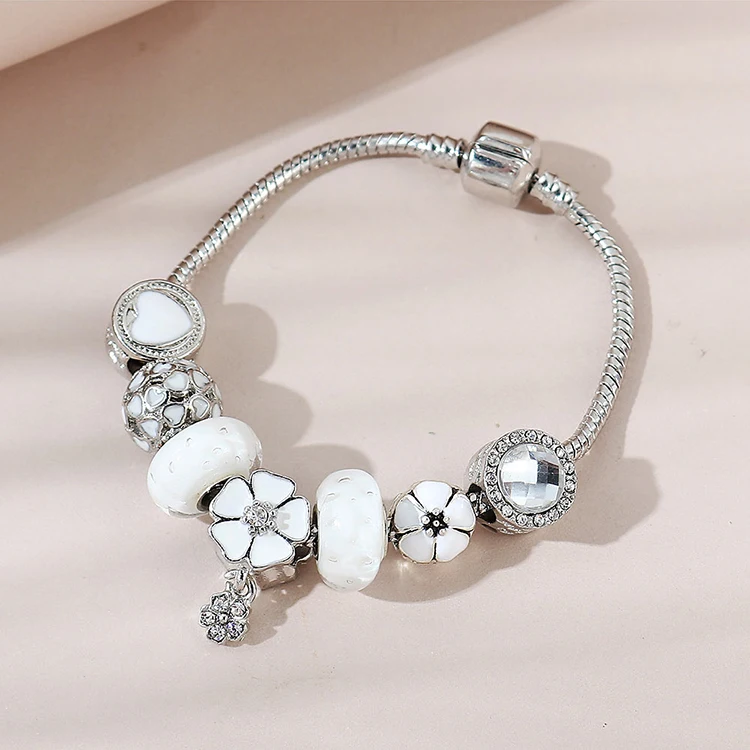 

Retro Hot Selling CZ Zirconia Flower Charms Bracelet Crystal Rhinestone Drop Oil Flower Charm Bracelet For Women, Picture color