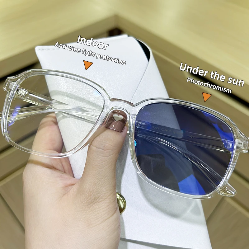

Fashion Trendy Computer Bluelight Blocking Photochromic Sunglasses Custom Logo Anti Blue Light Photochromic Glasses