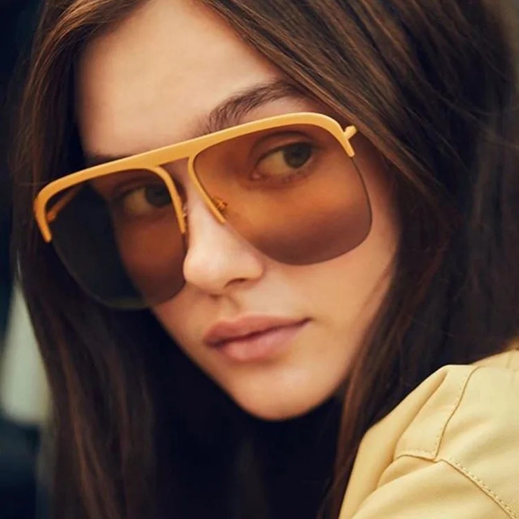 

Fashion Newest 2021 Sun Glasses Women Ins Trendy Sunnies Oversized Big Frame Flat Top Pilot Gradient Shades Sunglasses