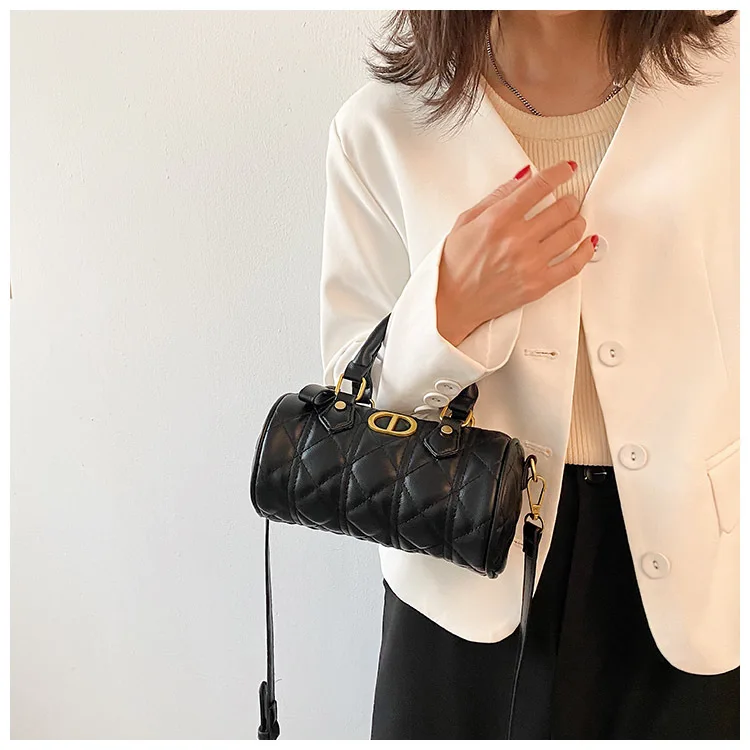 

2021 New Fashion Crossbody women's bag one-shoulder portable diamond bag