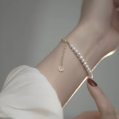 

2021 925 Sterling Silver Natural Pearl Bracelet Summer Ins Niche Design Gentle Vintage Bracelet for Women, White