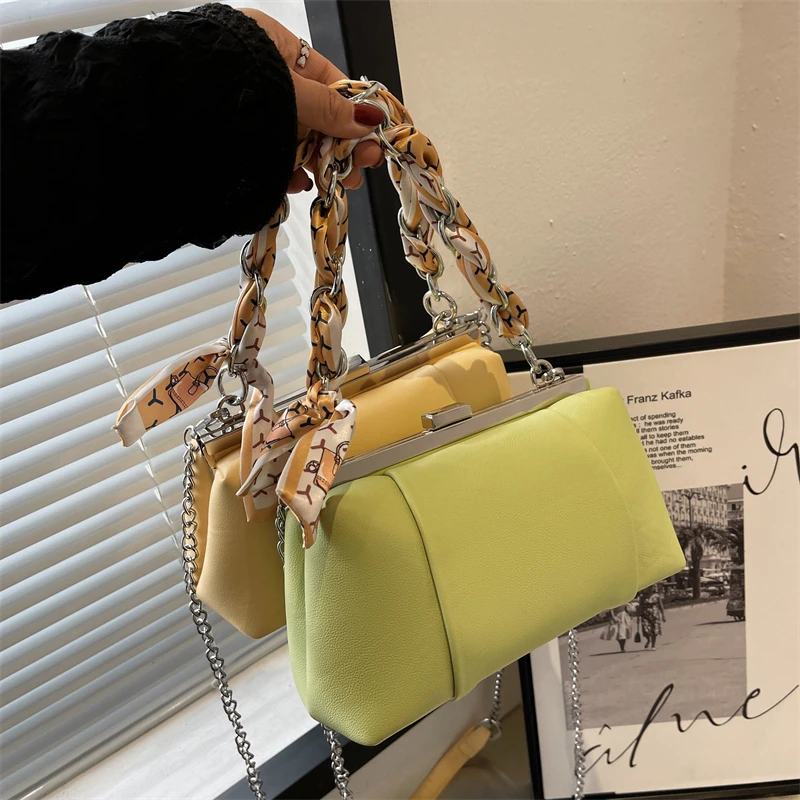 

Factory Wholesale Scarves Chain Purses Young Lady Small Cute Handbags For Girls Luxury Custom Logo Bags