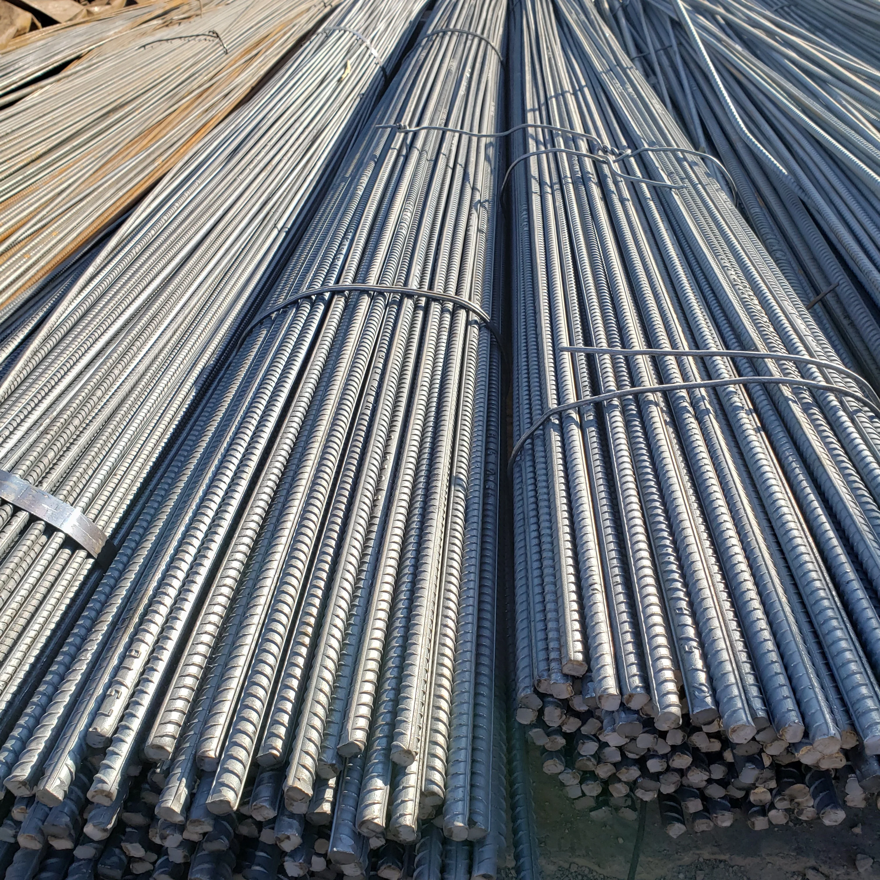 热轧批发变形钢筋 hrb400 变形钢筋