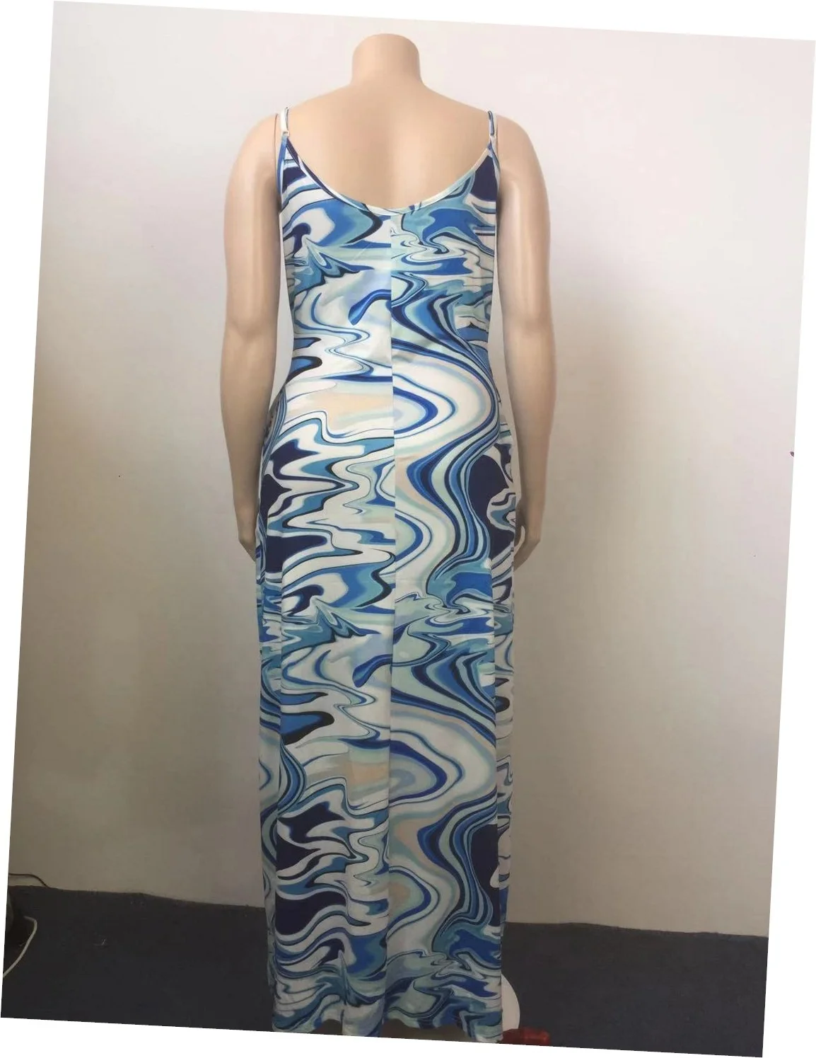 

2021 hot style printed spaghetti strap V-neck maxi dress with pockets sleeveless plus size summer dresses, Blue
