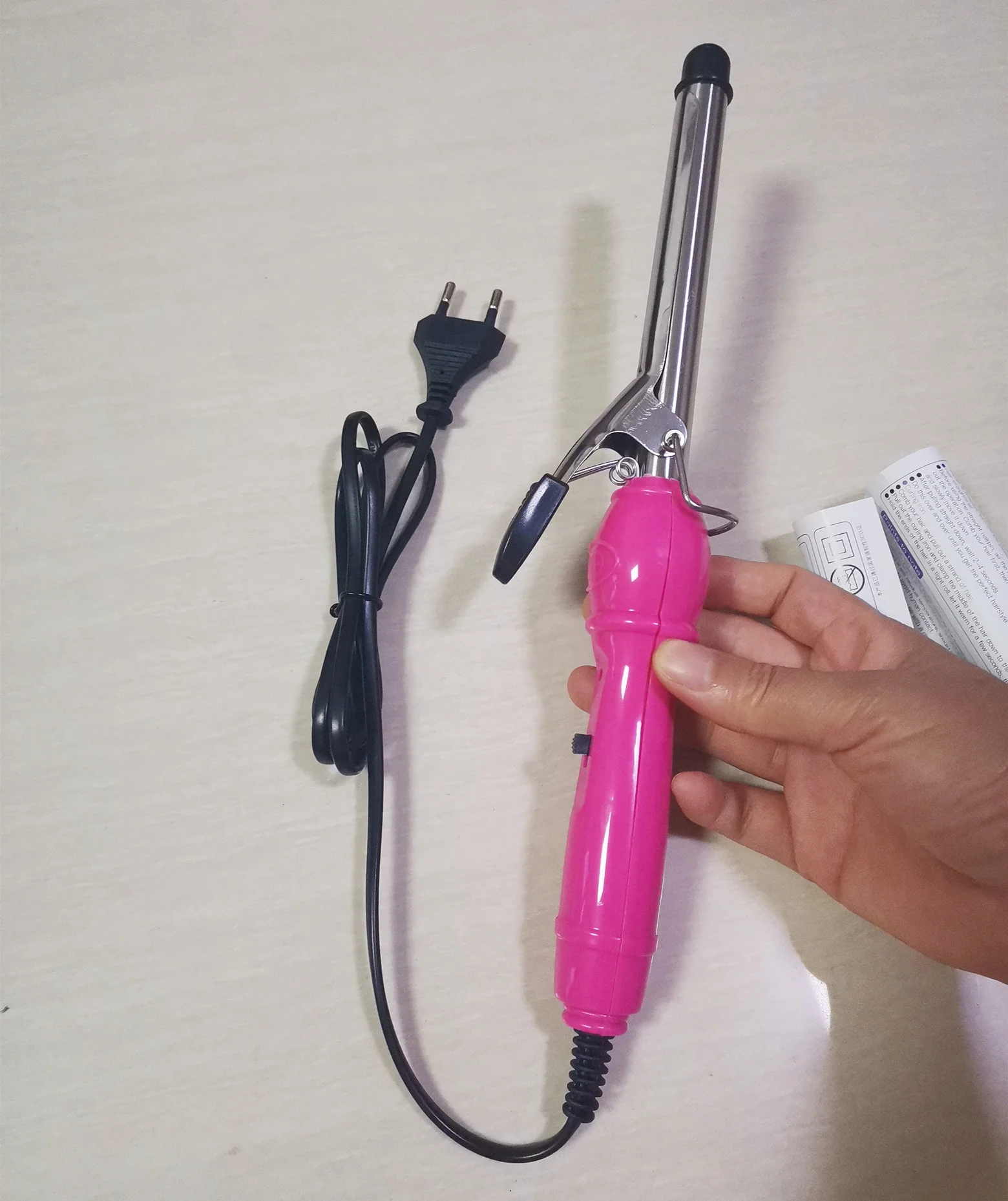 

Hot Selling Wholesale Electric Hair Curler Magic Curling Iron High Quality Low Price Custom Logo, Pink