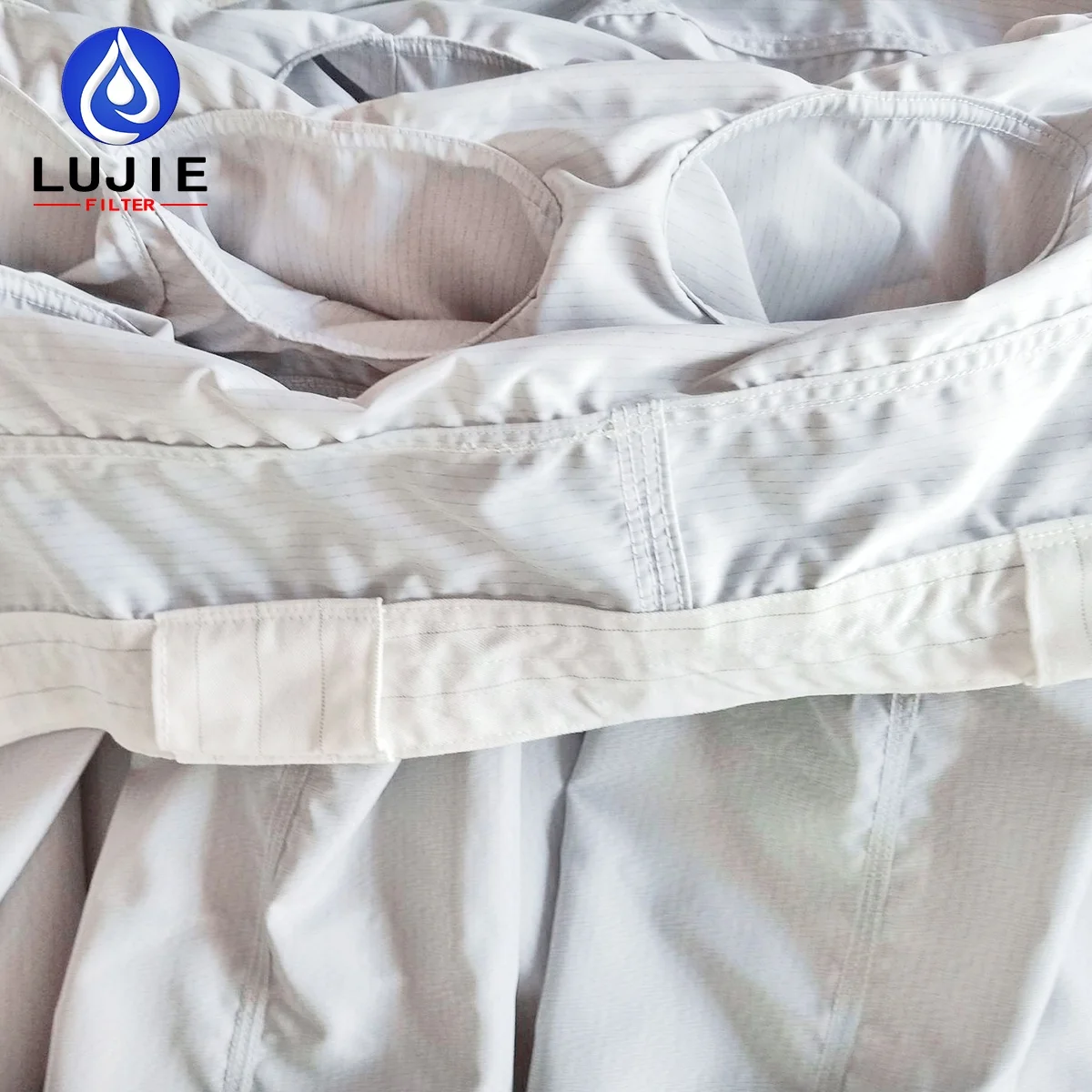 Vibrating Fluidized Roaster Fluid Bed Dryer Multi Finger Filter Bag