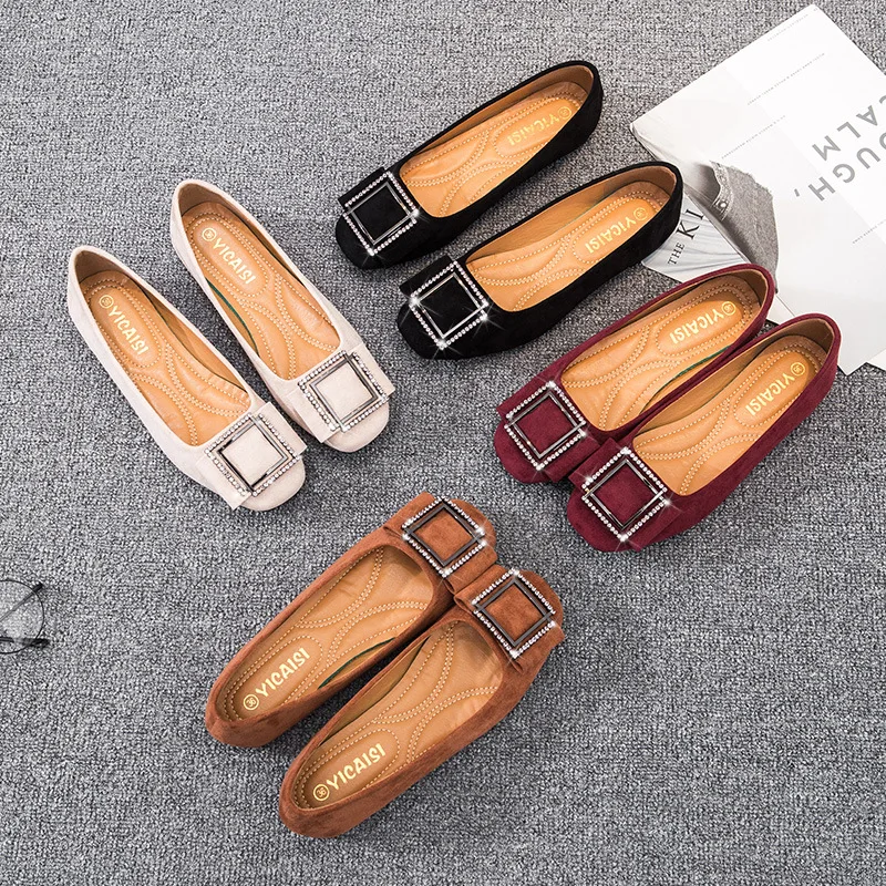 

Fashion high quality hot design female flat shoes women flat pearl rhinestone slip on diamond loafer casual lady flat shoes