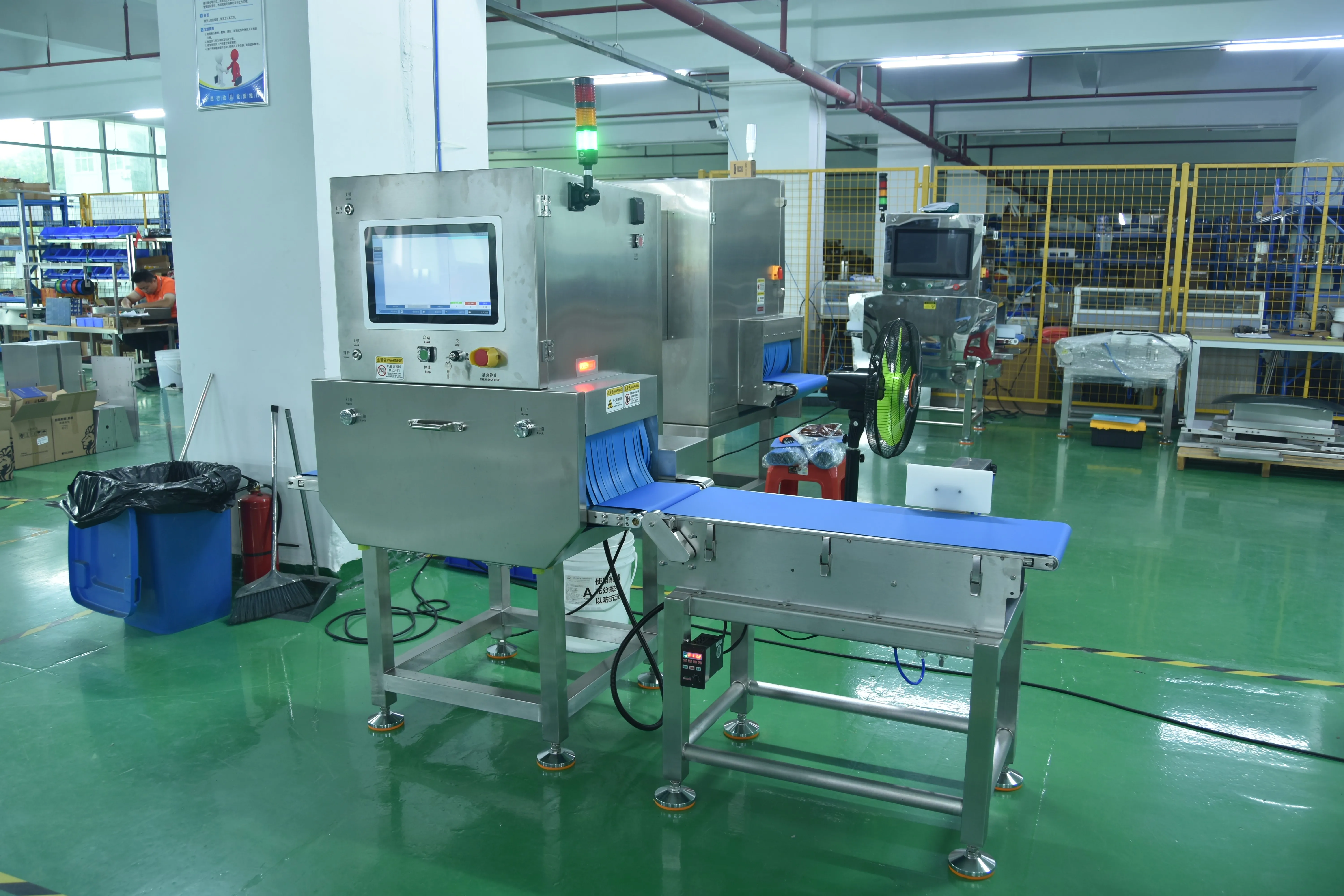 CQ-YW800 X-ray system running on the production floor
