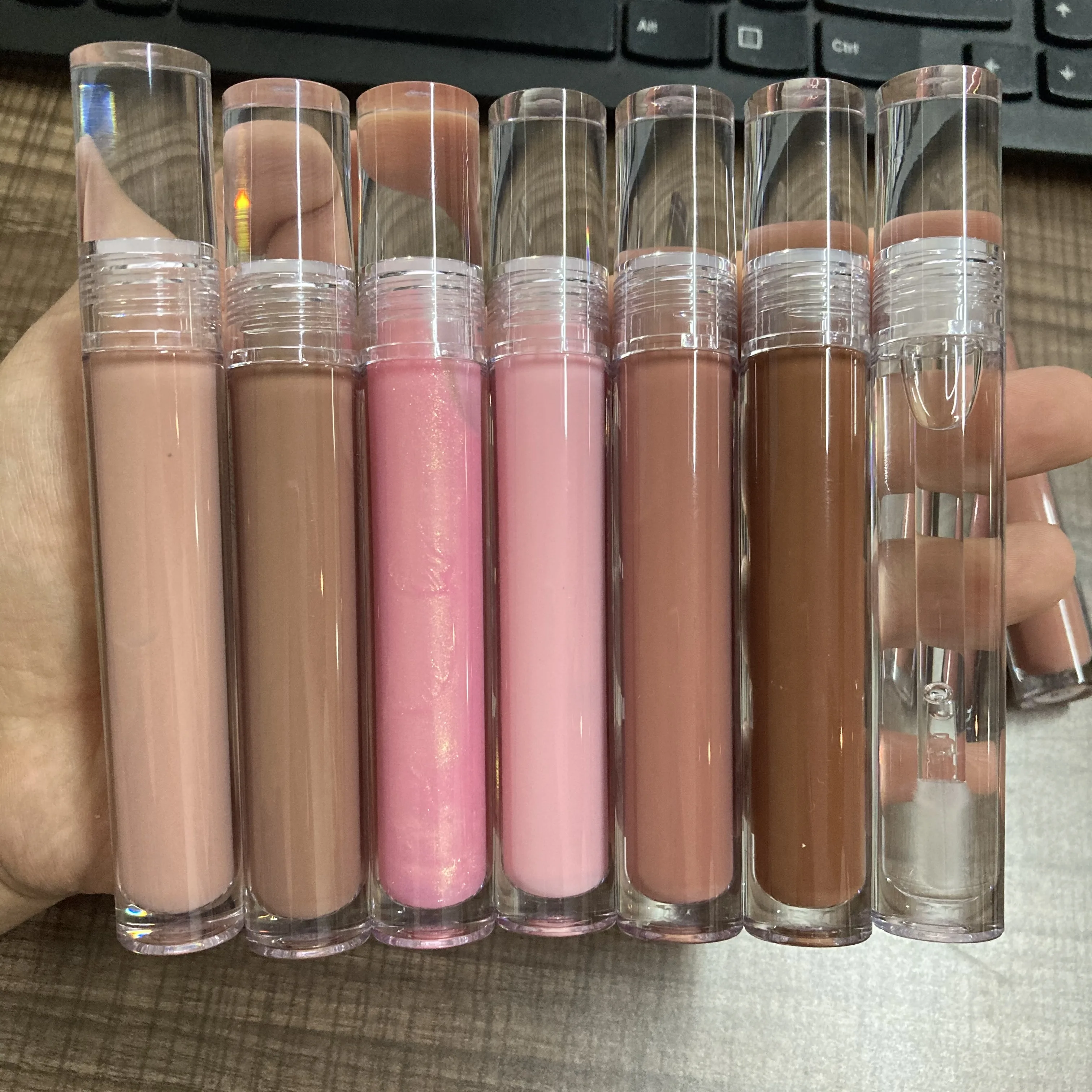

Best quality factory wholesale vegan clear nude lipgloss private label