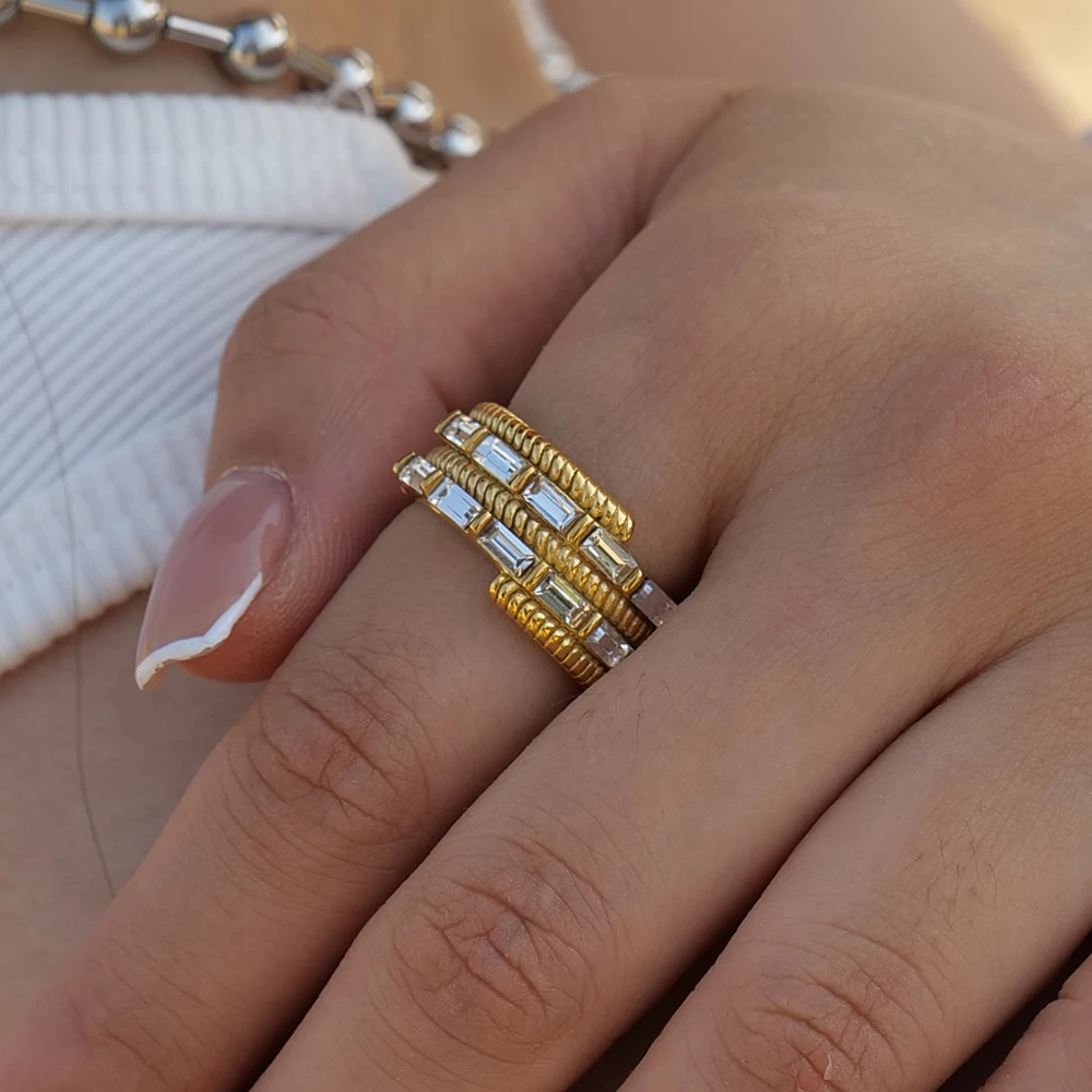 

Geometric 18K Gold Plated Asymmetrical CZ Stone Ring Stainless Steel Twist Chain Cubic Zirconia Finger Ring