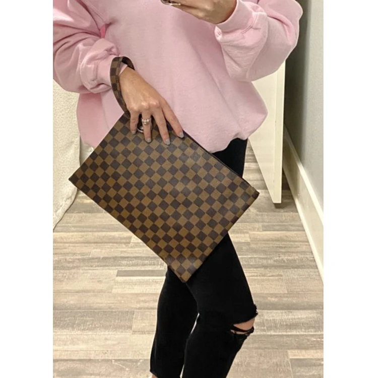 

Simple New Styles Color Lump Wholesale Women Casual Fashionable Large Purse Personalized Zippers Checkered Print Clutch Handbag, Shown