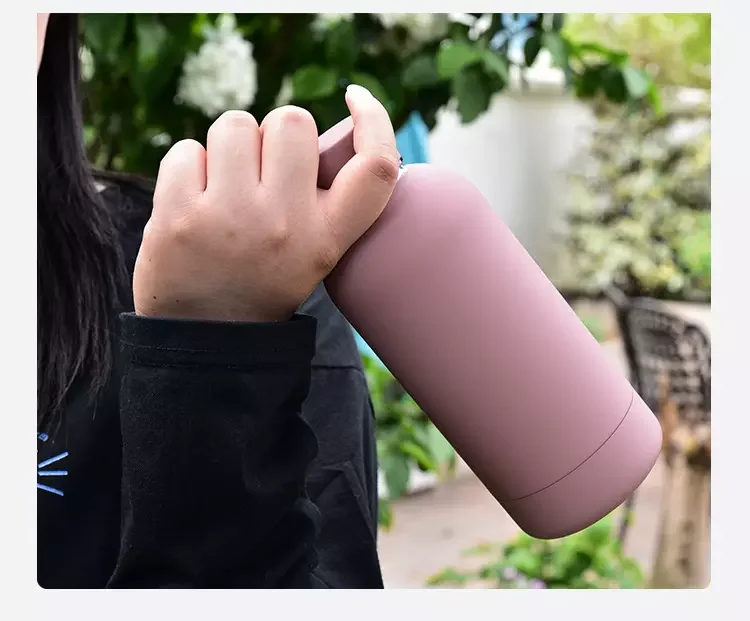

2022 new low moq matte vacuum insulated stainless steel water bottles for outdoor sports crowd