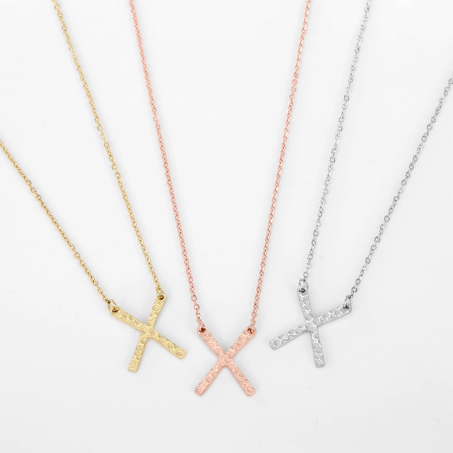 

Simple High Quality Stainless Steel Chain Choker Woman Jewellery Gold Silver Pendant Cross Necklace, Silver/gold/rose gold