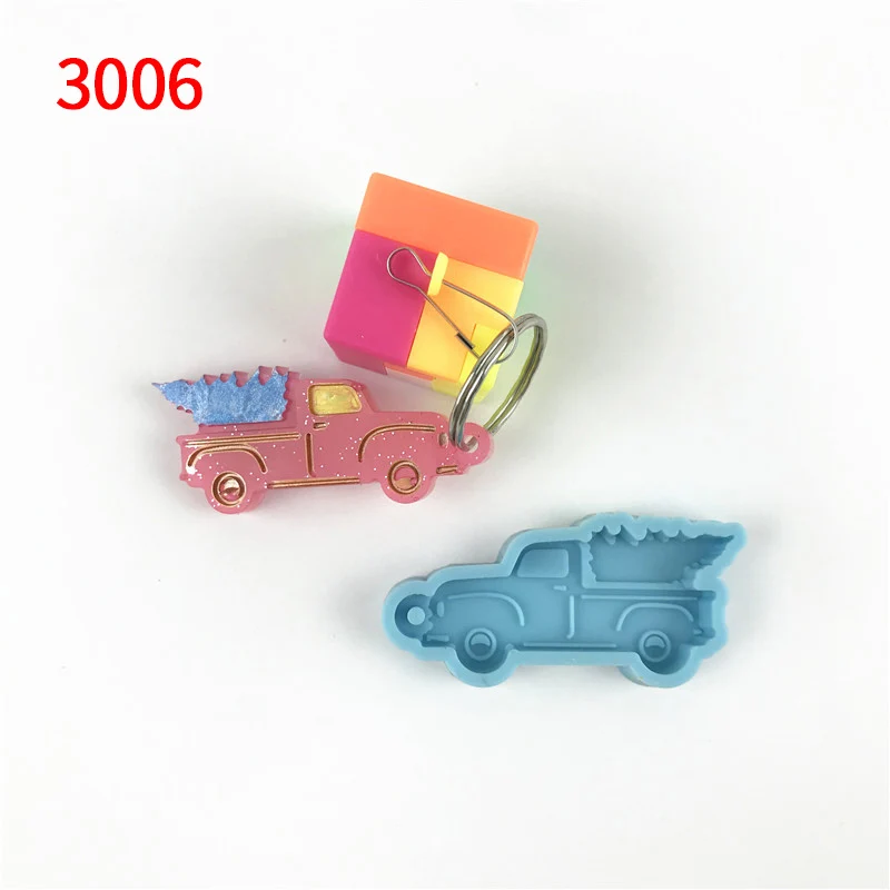 

3006 Christmas truck with tree silicone keychain mold, Random